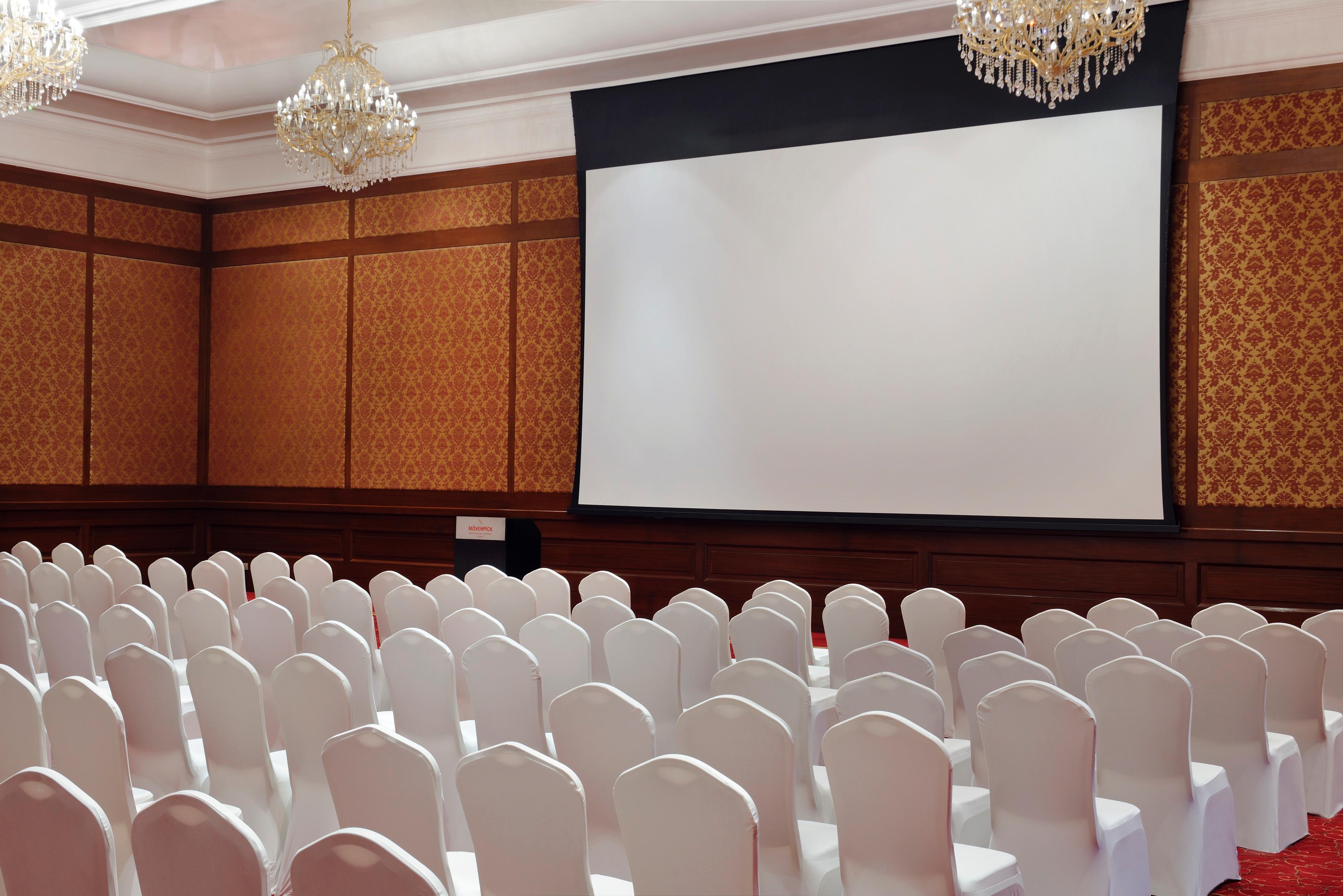 Moevenpick Hotel & Resort Al Bida'A Salmiya Екстериор снимка A projection screen in a conference room