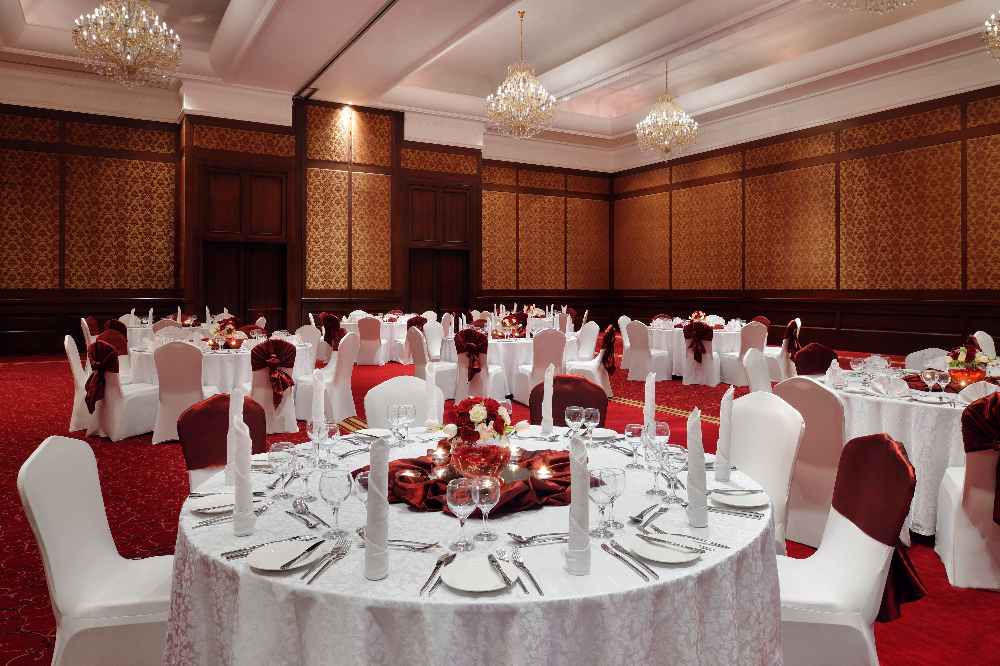 Moevenpick Hotel & Resort Al Bida'A Salmiya Екстериор снимка The Imperial Ball Room