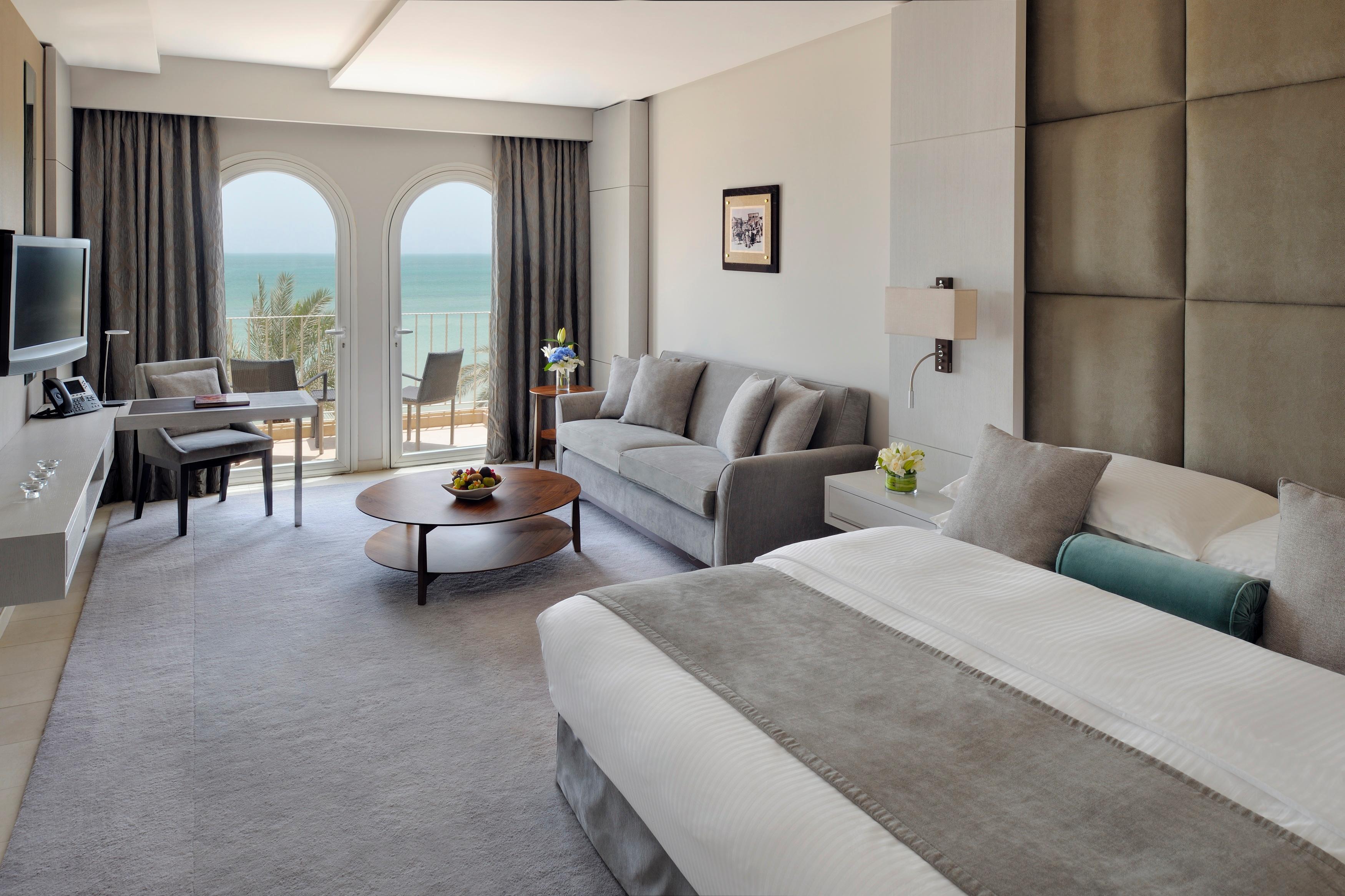 Moevenpick Hotel & Resort Al Bida'A Salmiya Екстериор снимка Deluxe Room