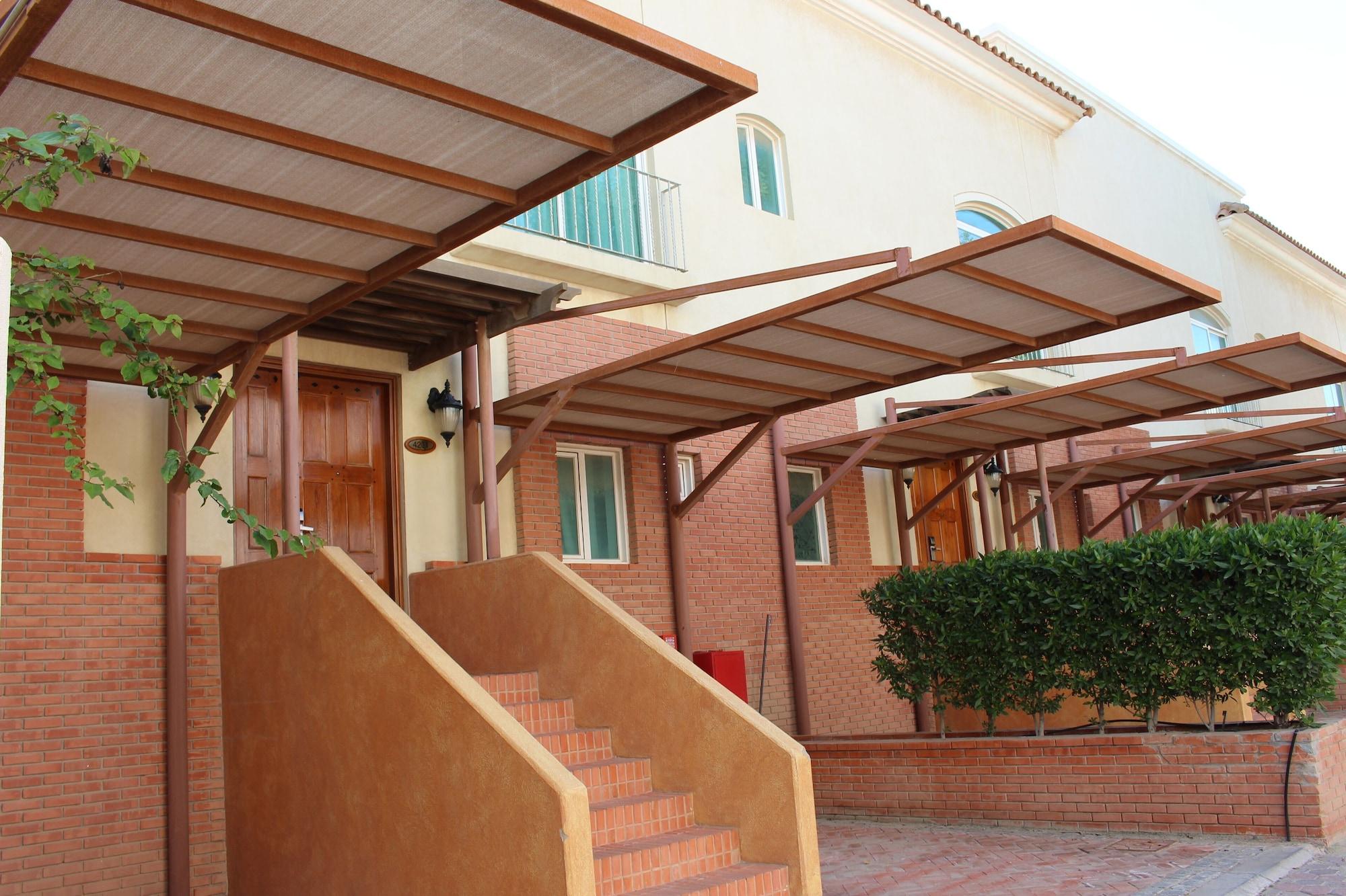 Moevenpick Hotel & Resort Al Bida'A Salmiya Екстериор снимка A pergola
